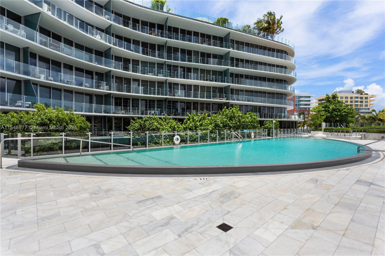 1 Collins Ave Unit: PH705