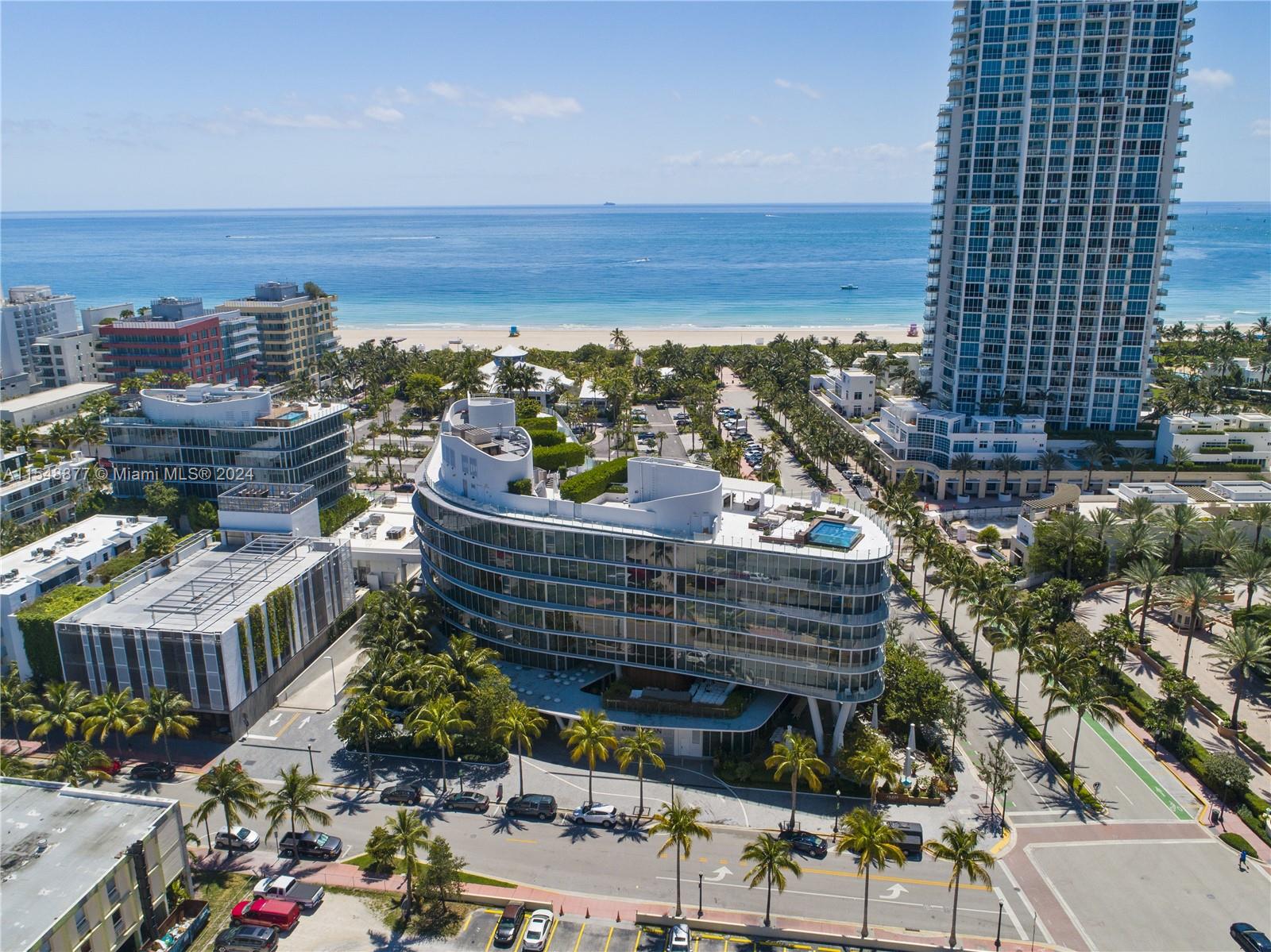 1 Collins Ave Unit: PH705