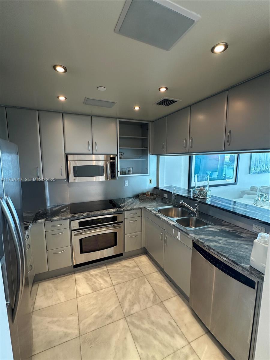 540 West Avenue 1813