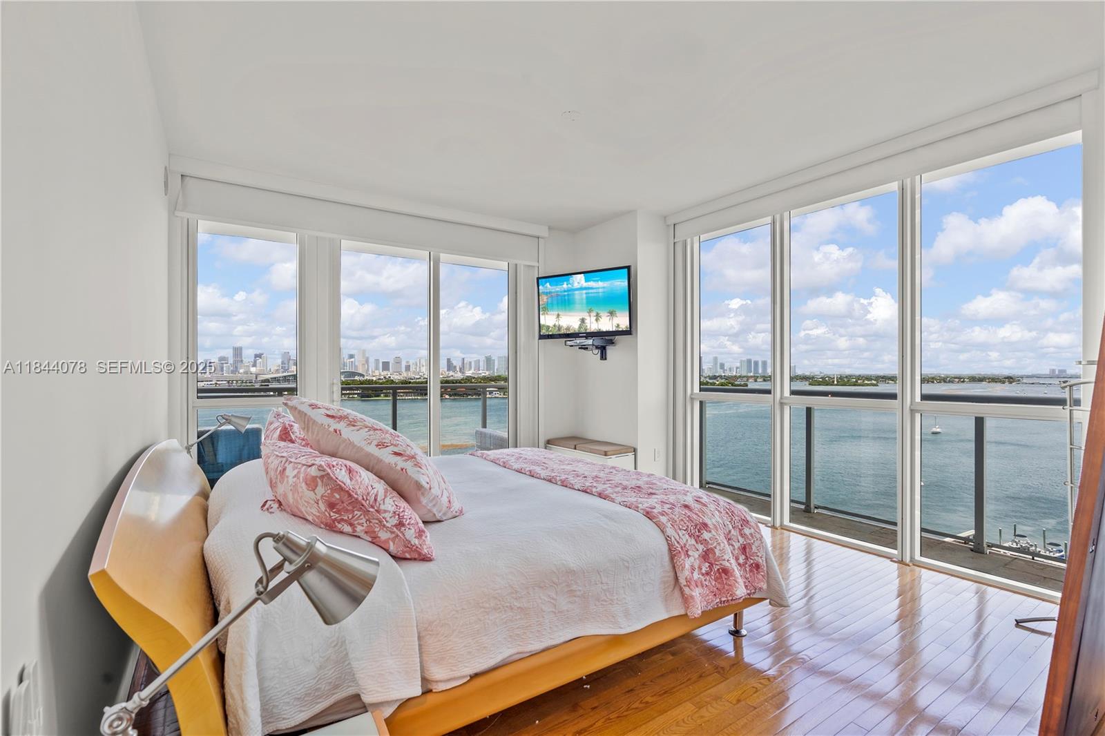 520 West Avenue 1105