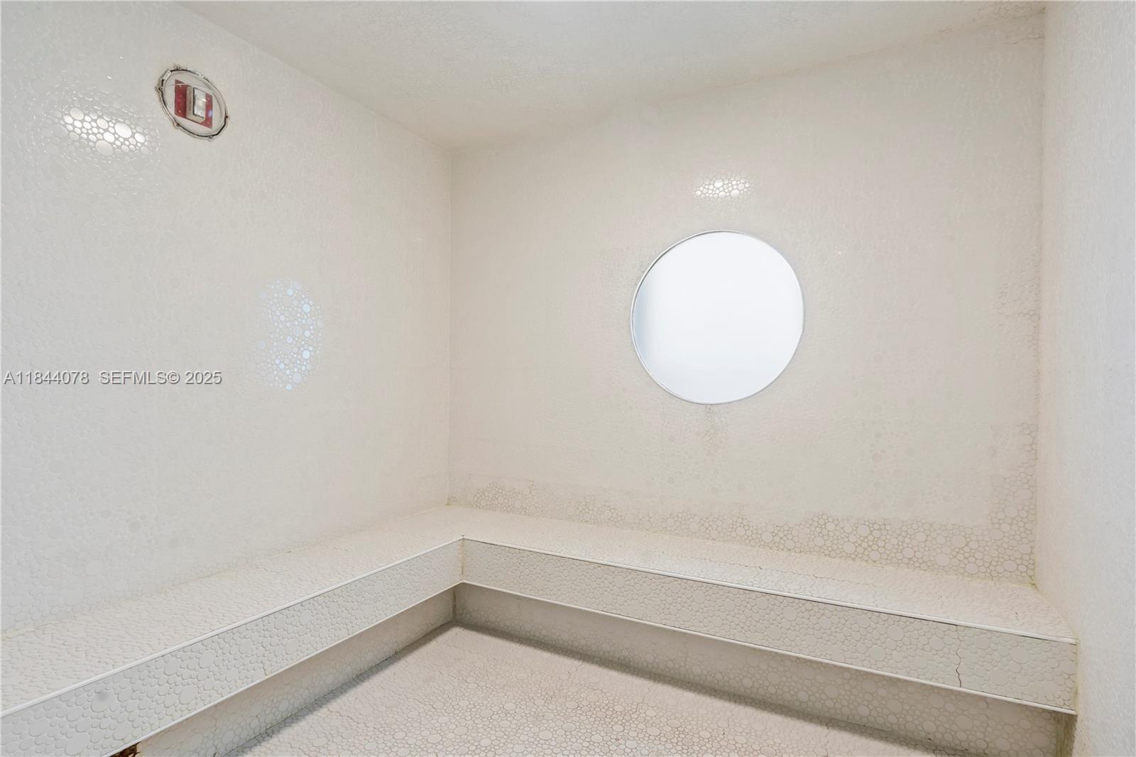 520 West Avenue 1105