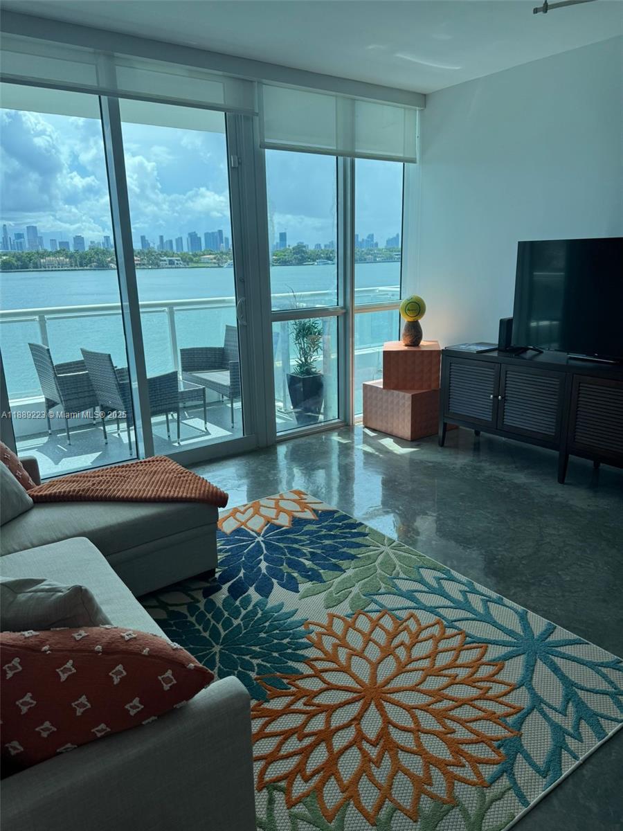 540 West Ave # 311, Miami Beach Unit: 311