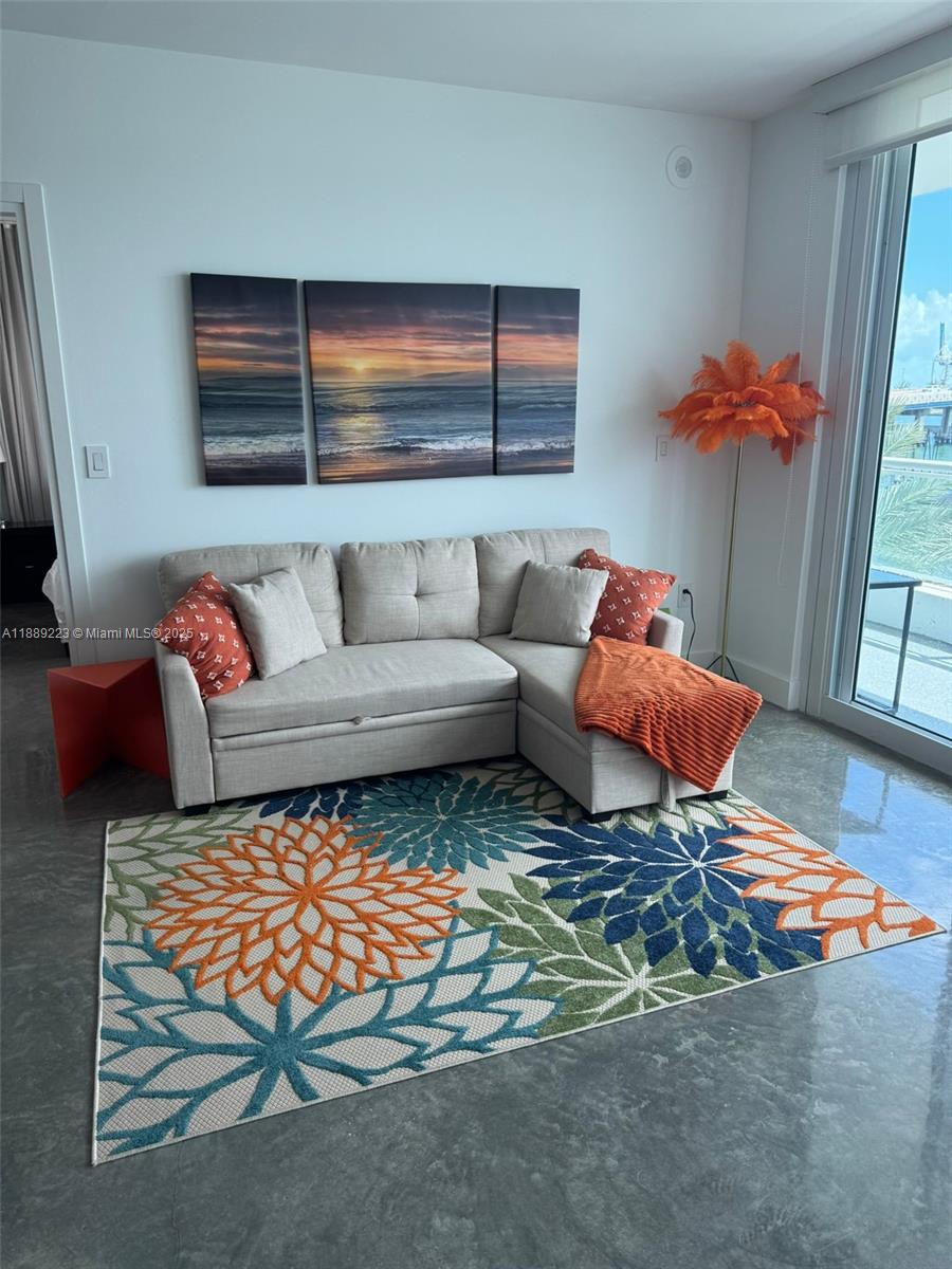 540 West Ave # 311, Miami Beach Unit: 311