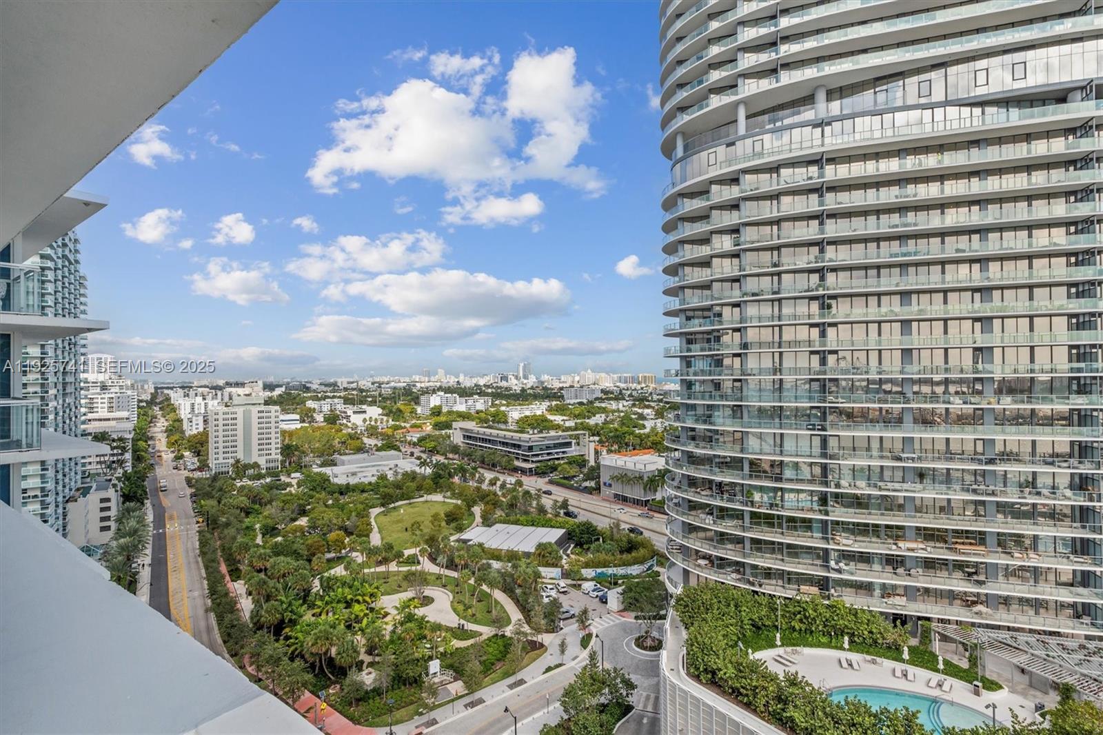 520 West Ave # 1701