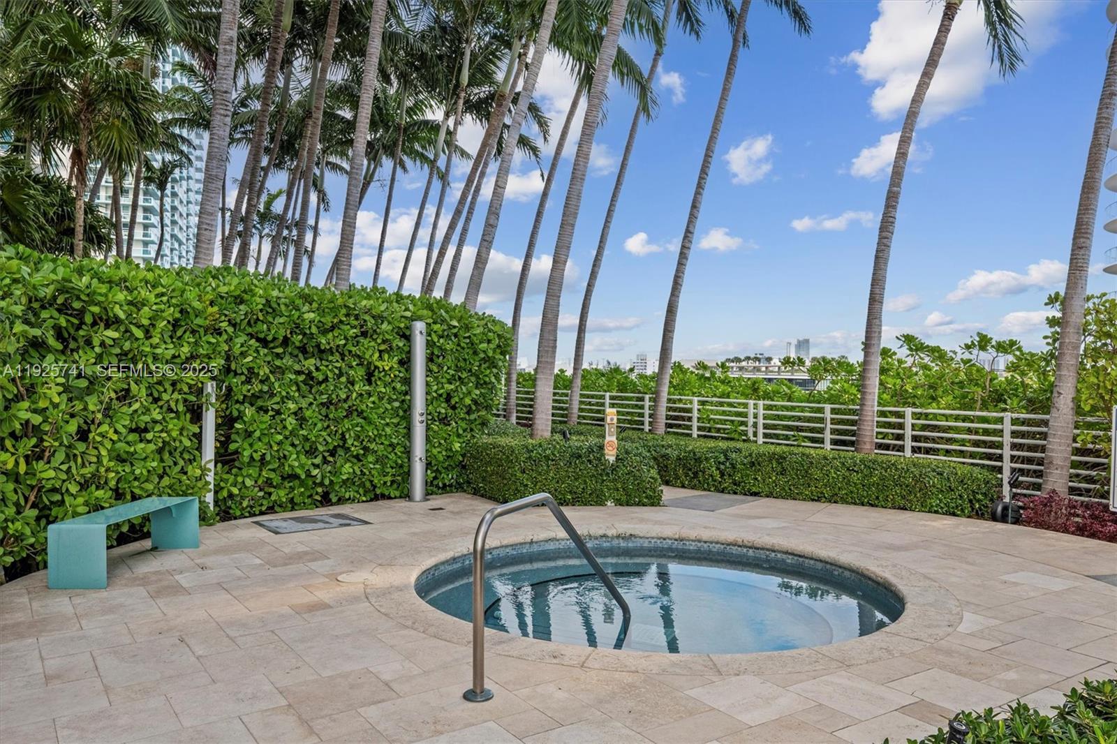 520 West Ave # 1701