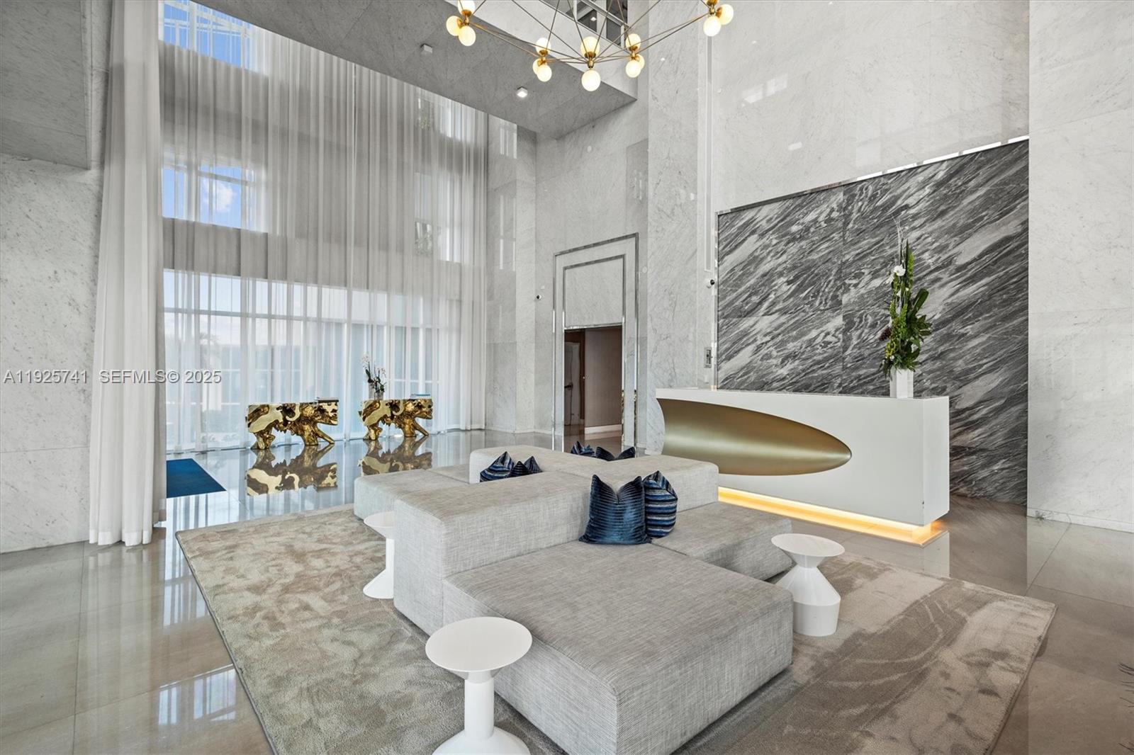 520 West Ave # 1701