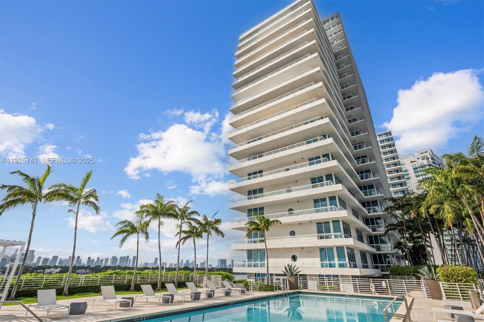 520 West Ave # 1701