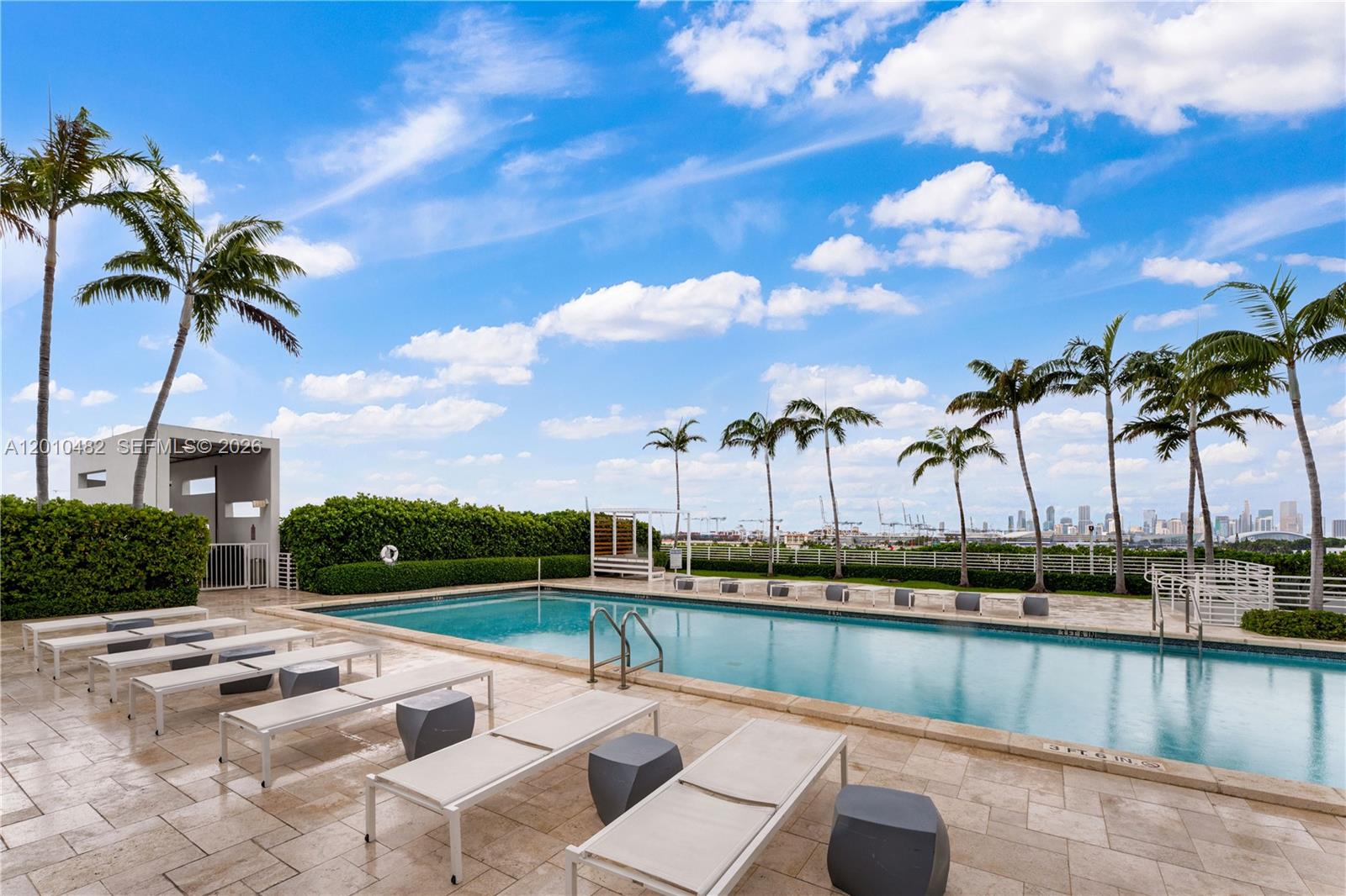 520 West Ave # 1203