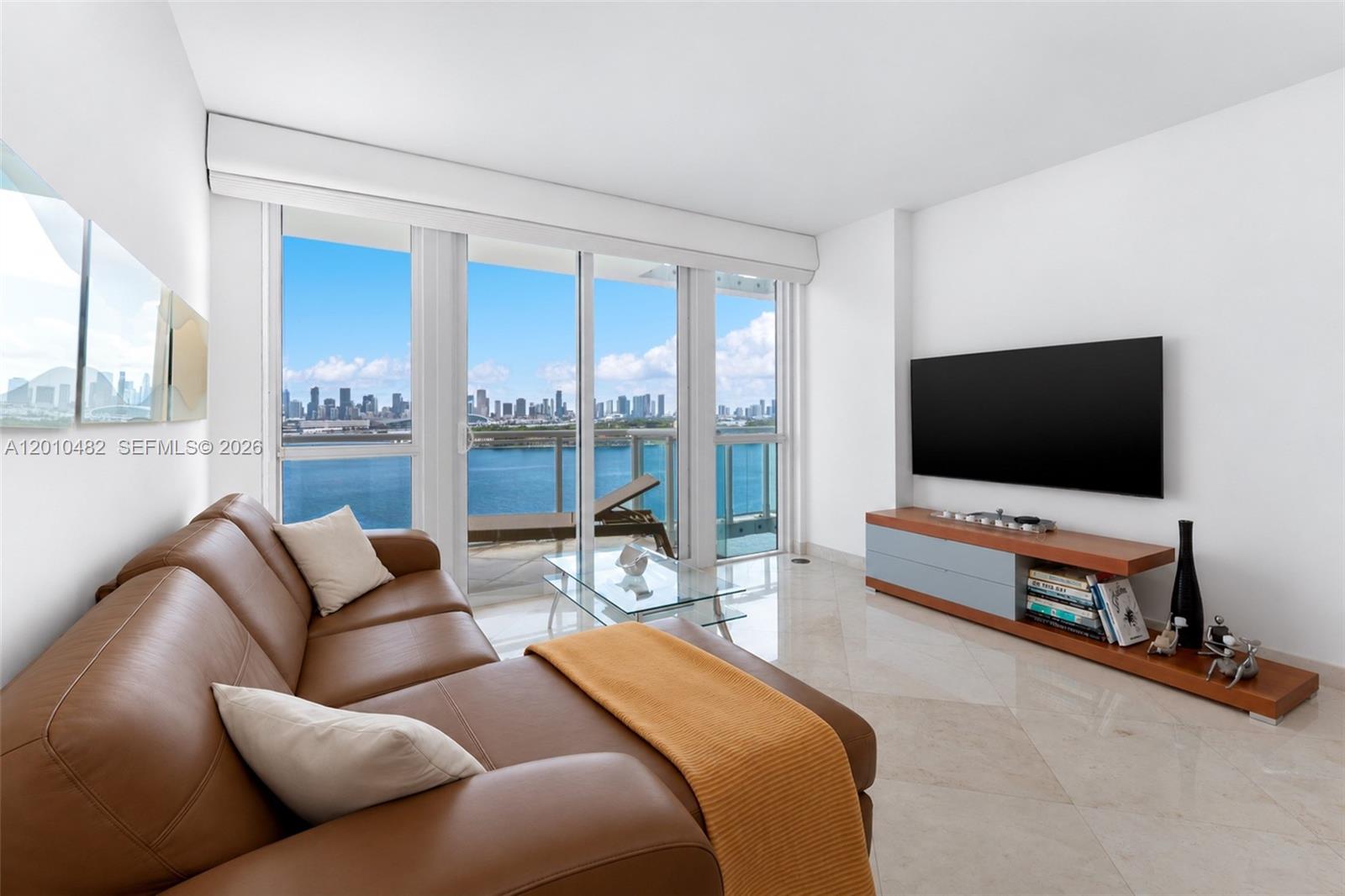 520 West Avenue 1203