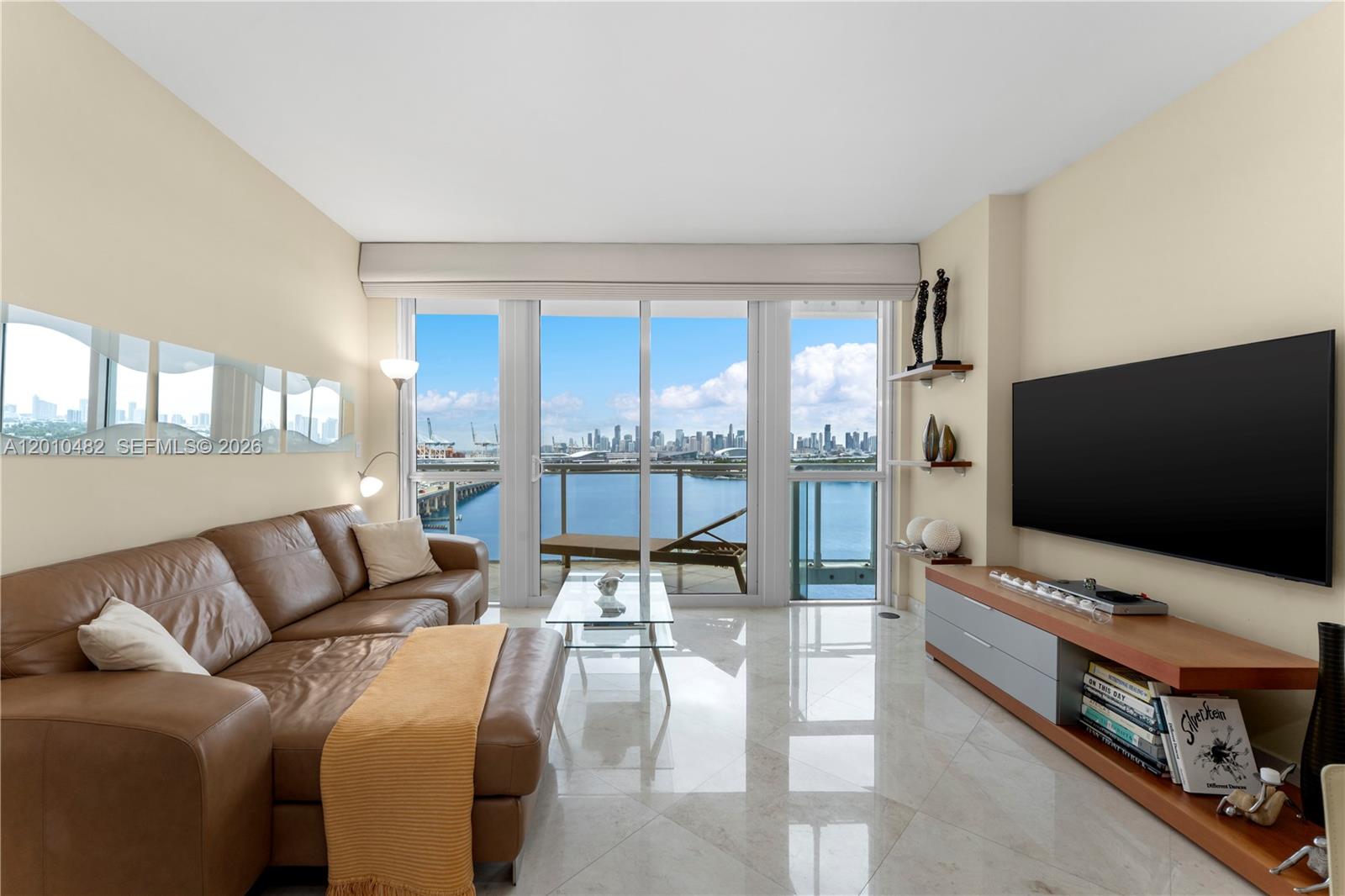520 West Ave # 1203