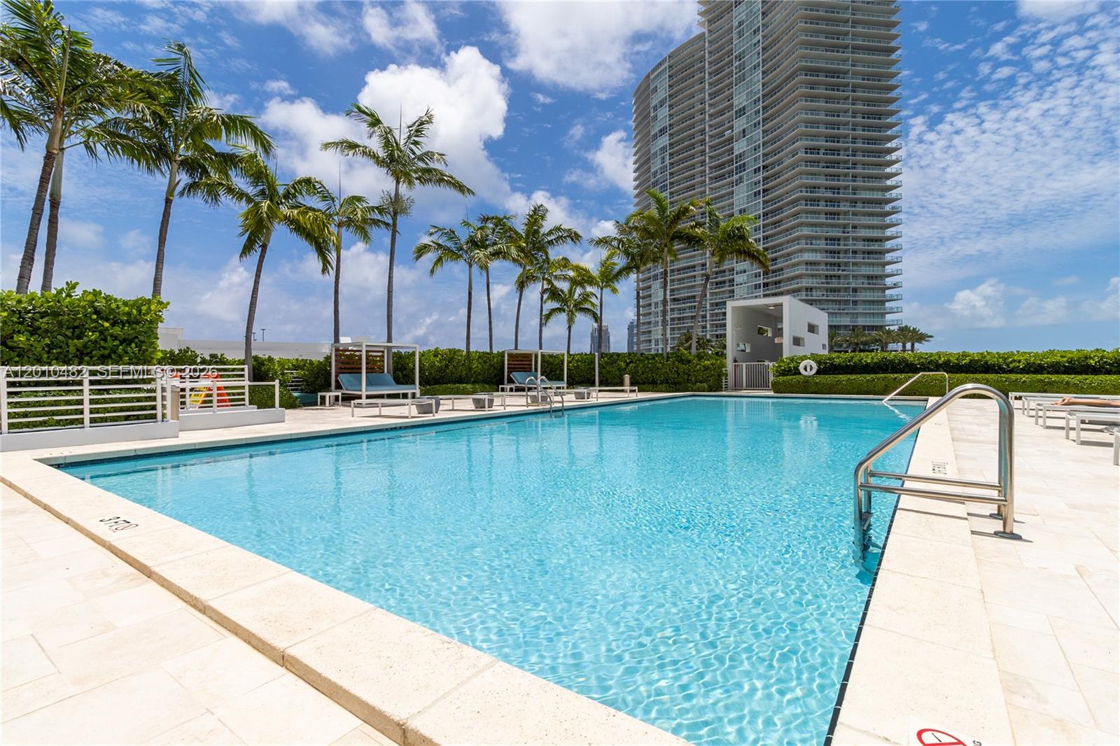 520 West Ave # 1203