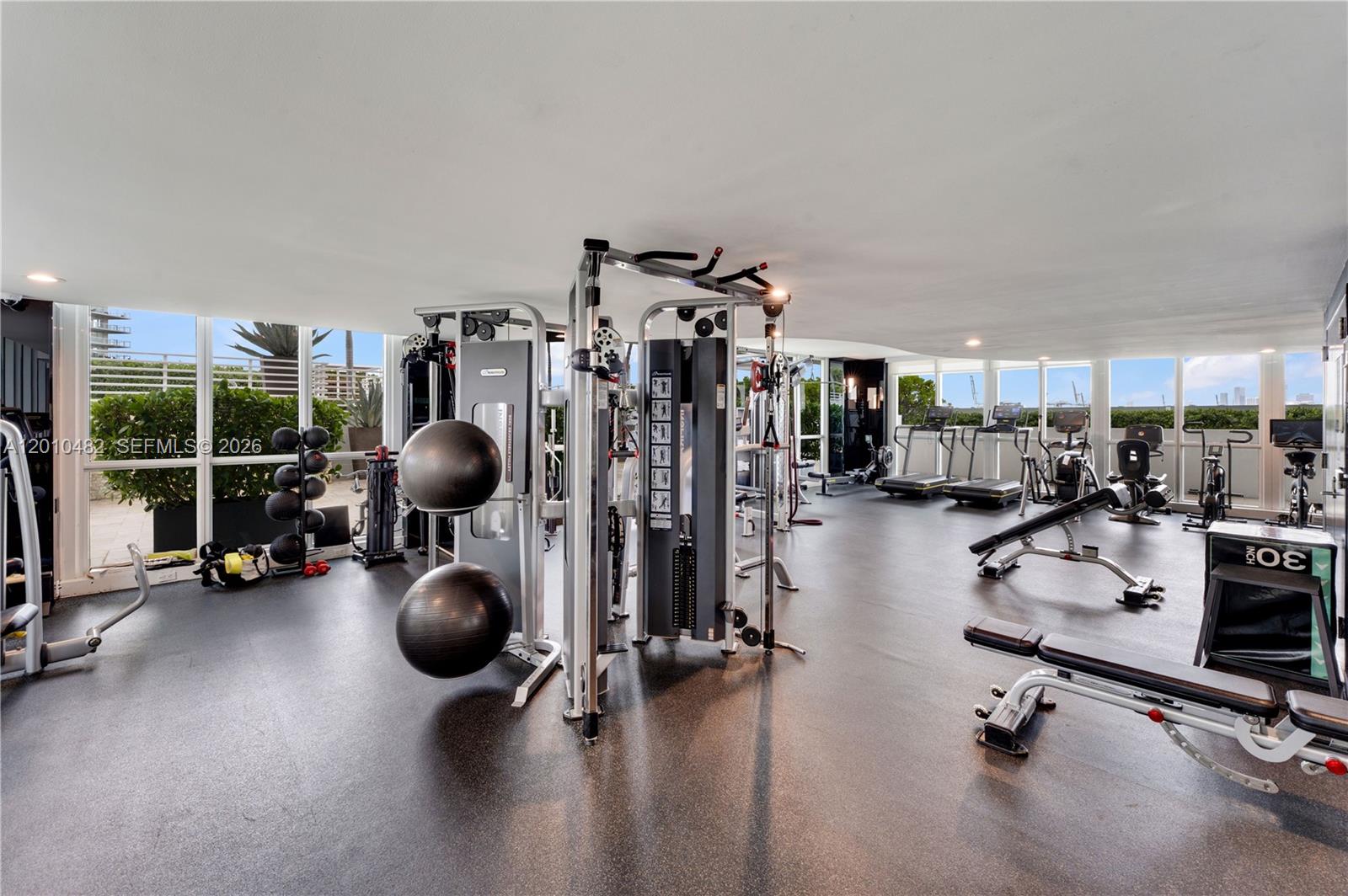 520 West Ave # 1203