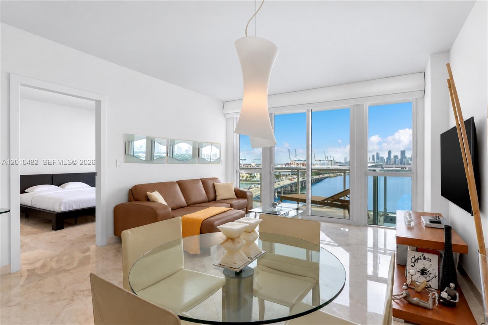 520 West Avenue 1203