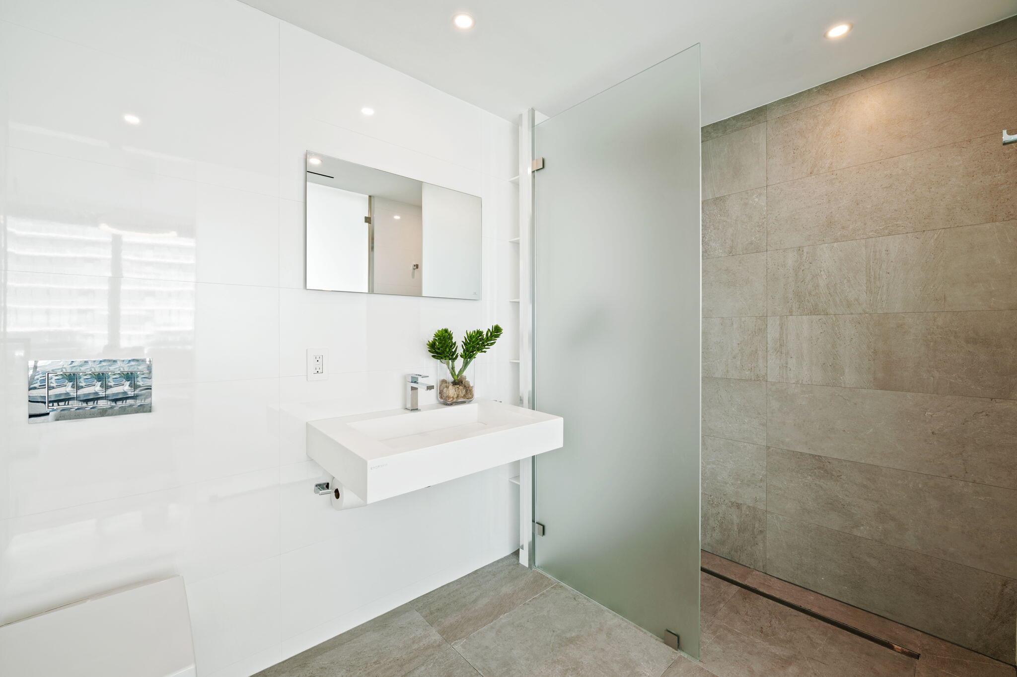 520 West Avenue 1601