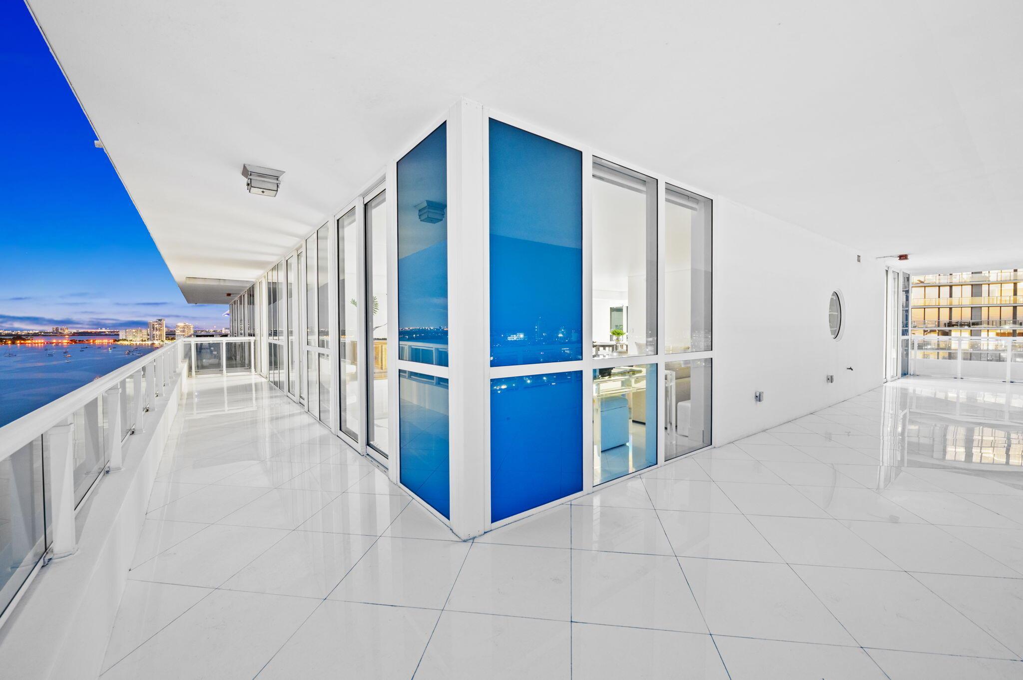 520 West Avenue 1601