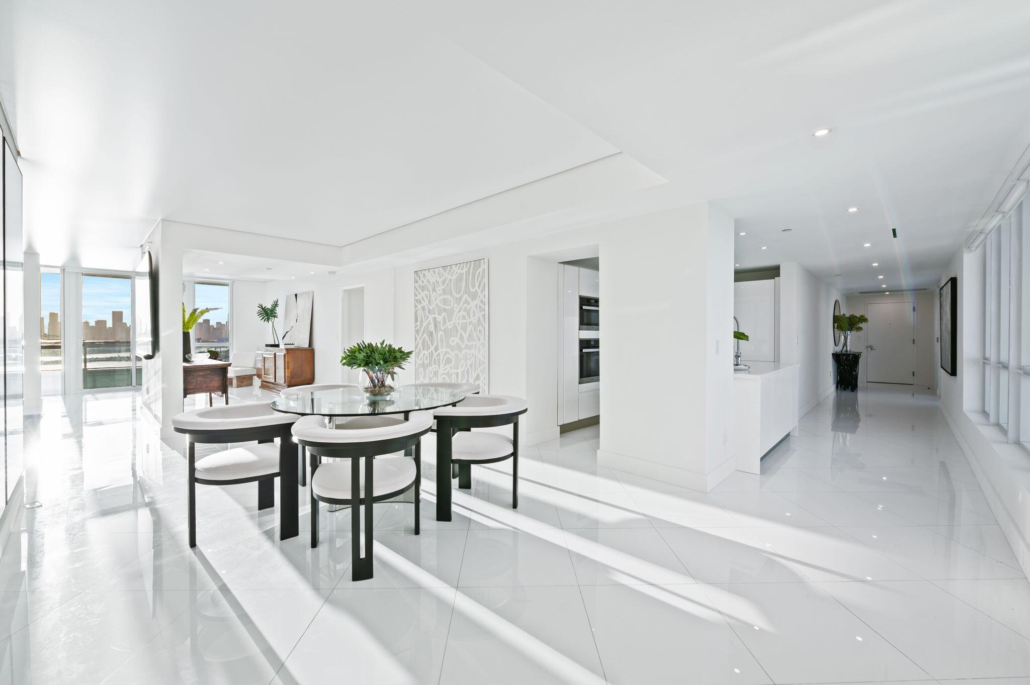 520 West Avenue 1601