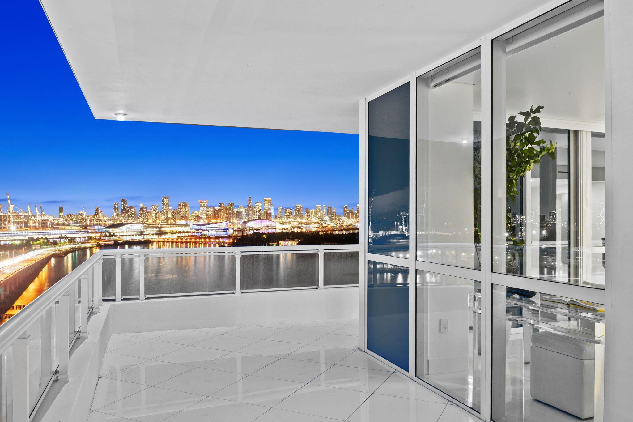 520 West Avenue 1601