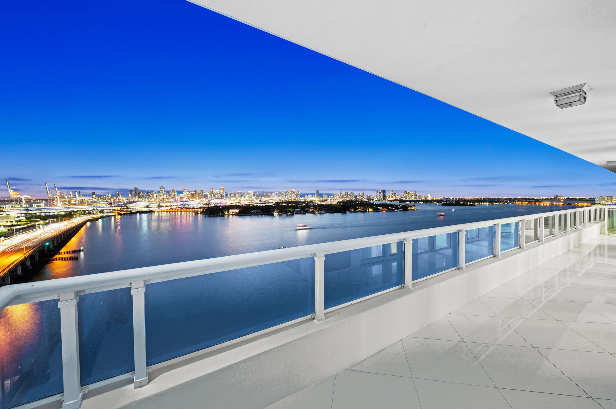 520 West Avenue 1601