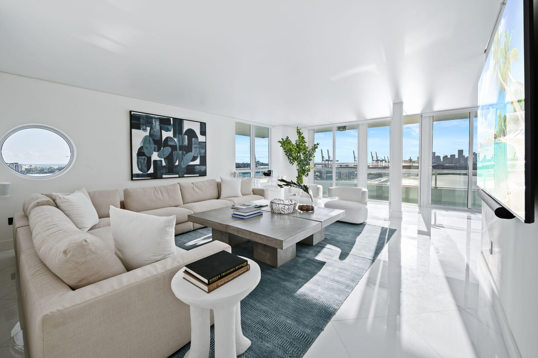 520 West Avenue 1601