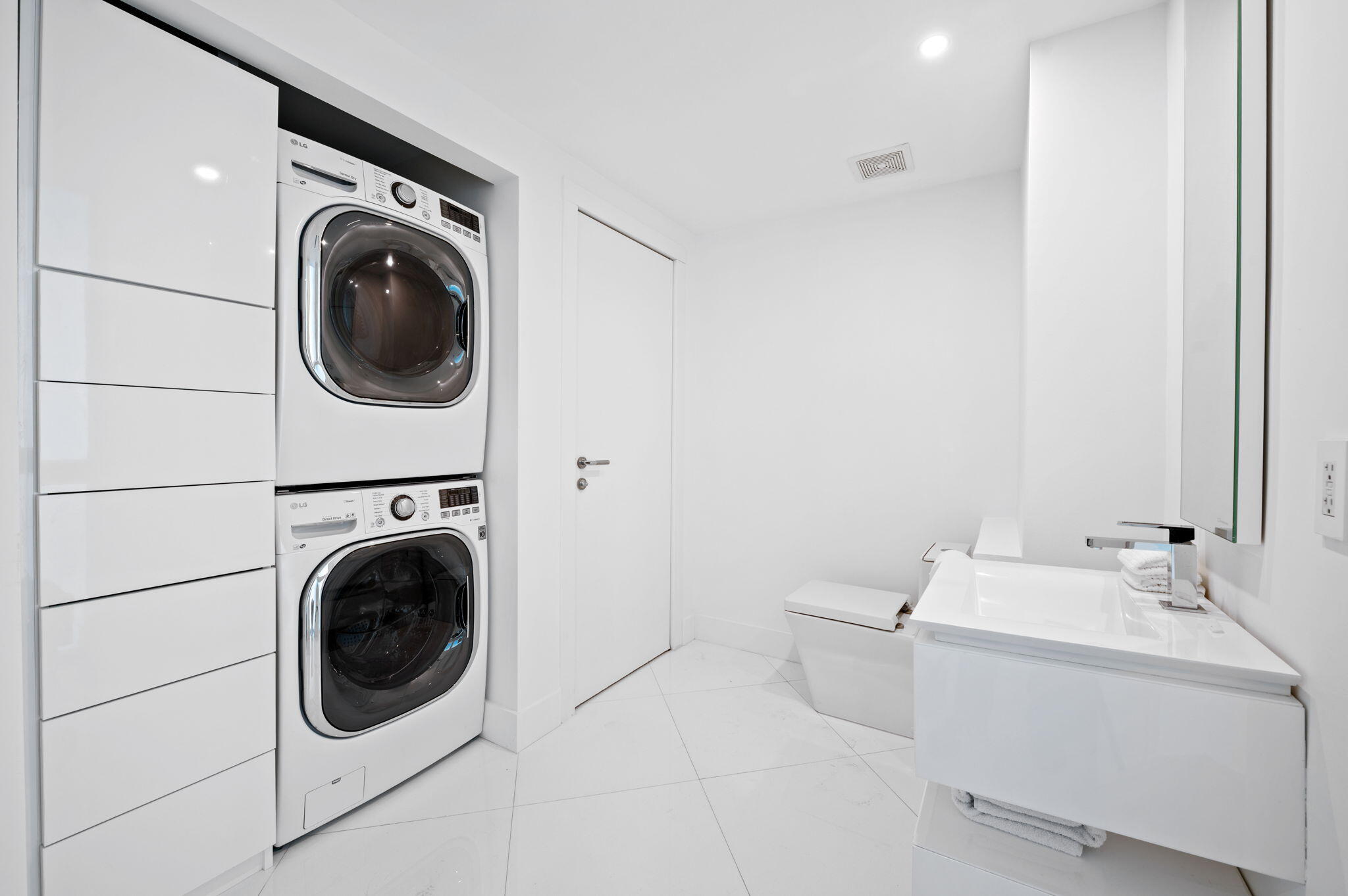 520 West Avenue 1601