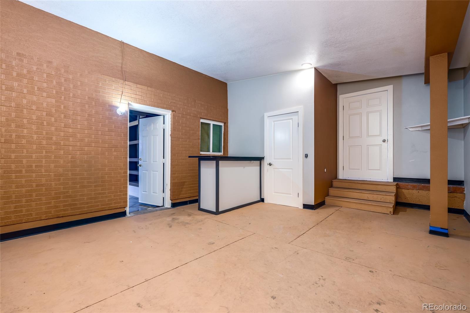 4865 Scranton Court