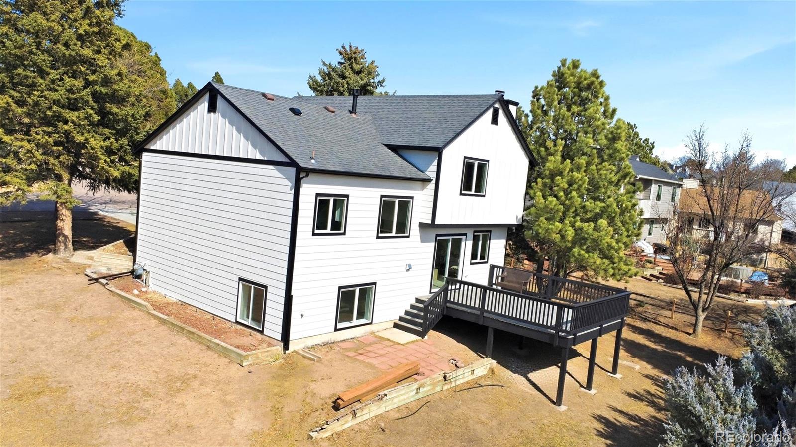 7224 Pine Forest Lane