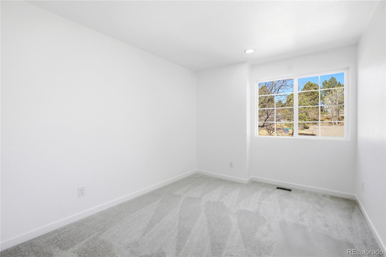 7224 Pine Forest Lane