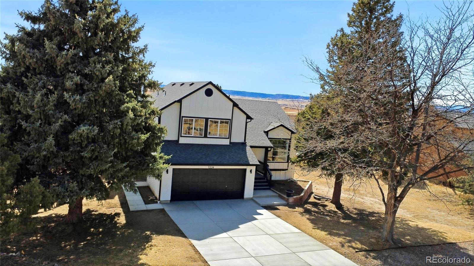7224 Pine Forest Lane