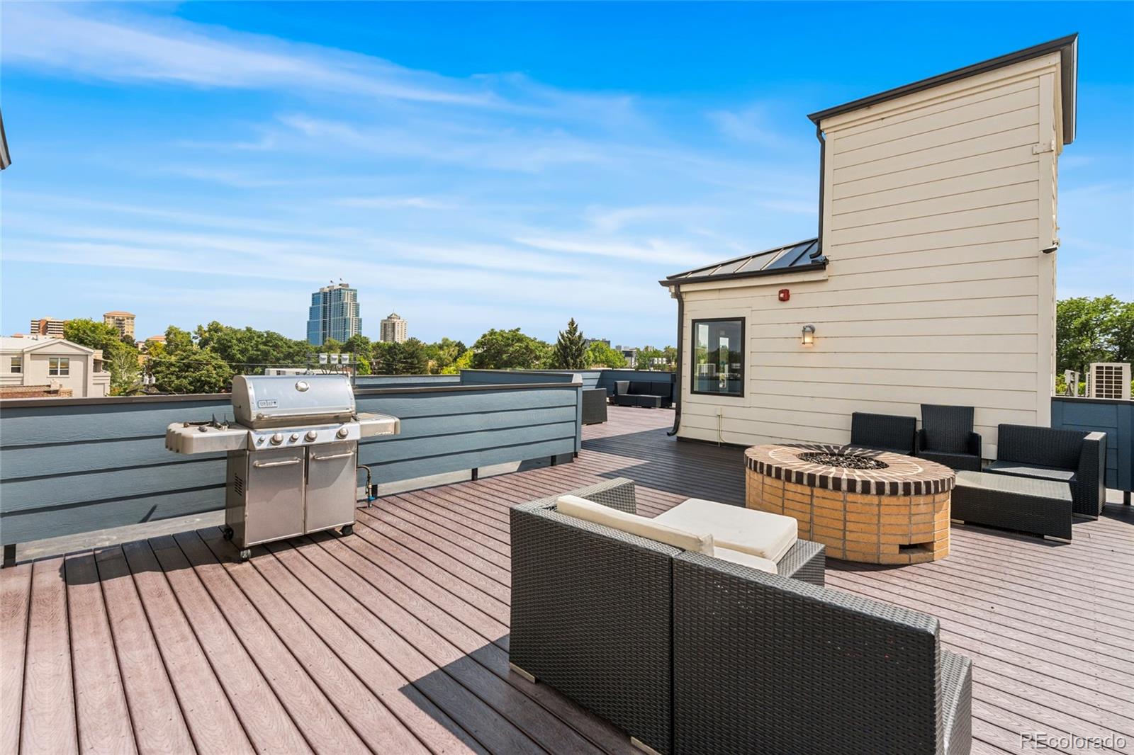 336 E 1st Avenue Unit: 110