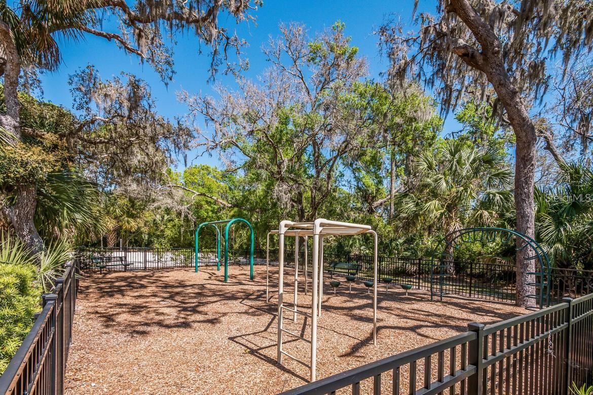 3310 TWIN RIVERS TRL