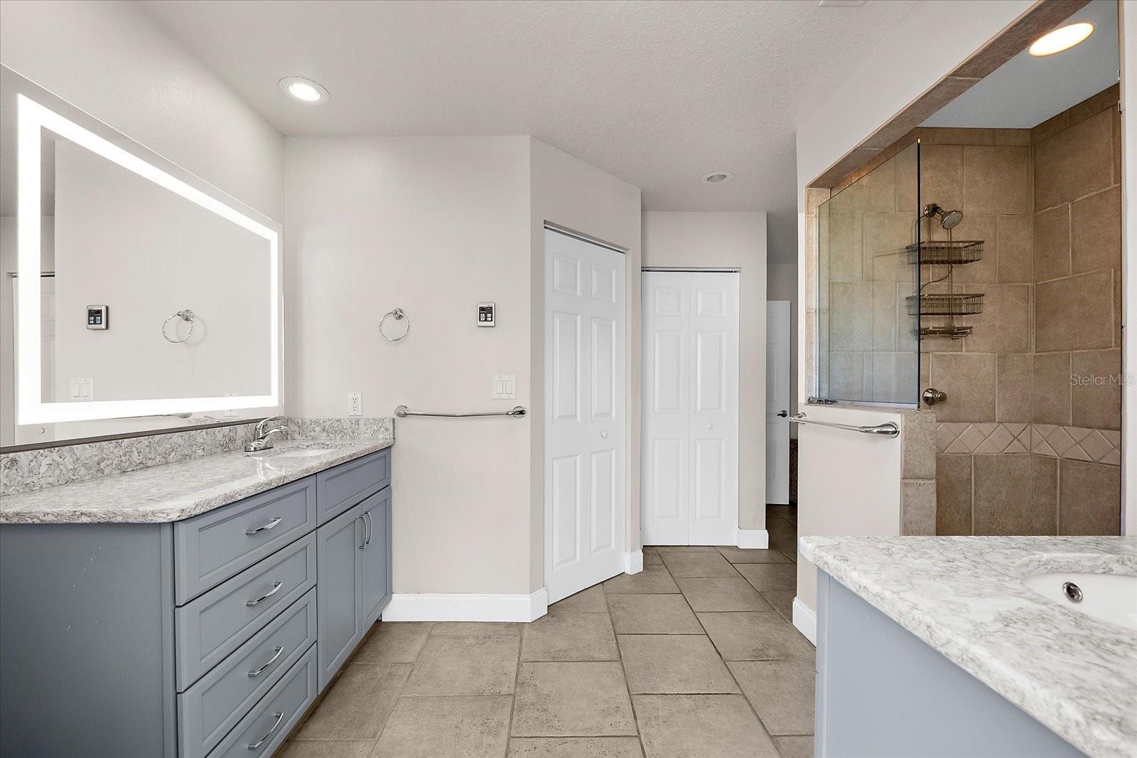 503 PARK DR
