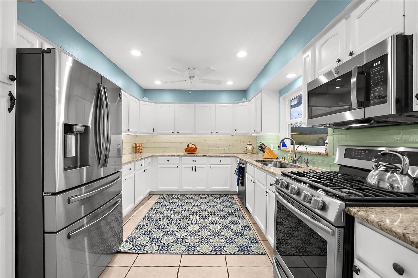 503 PARK DR