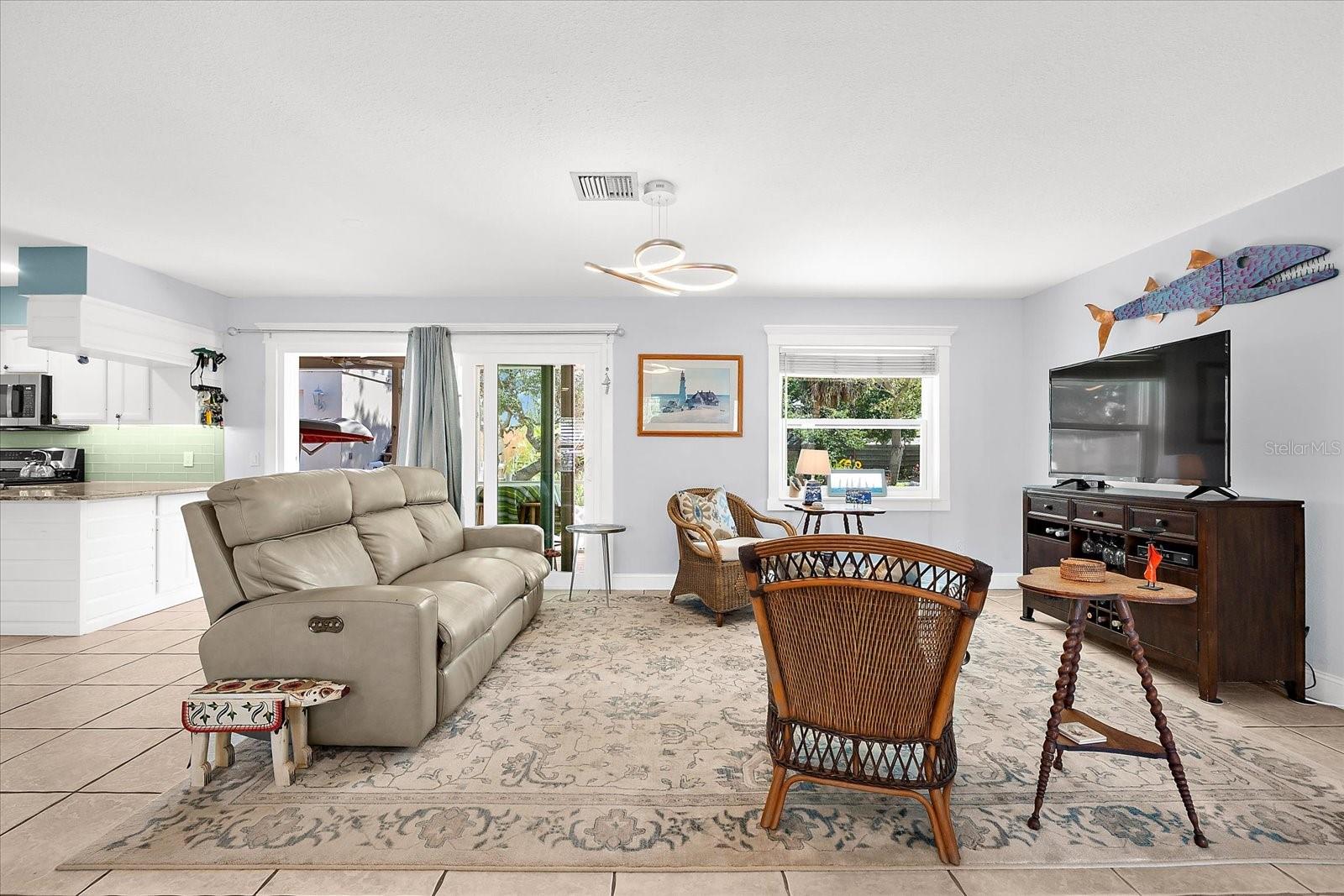 503 PARK DR