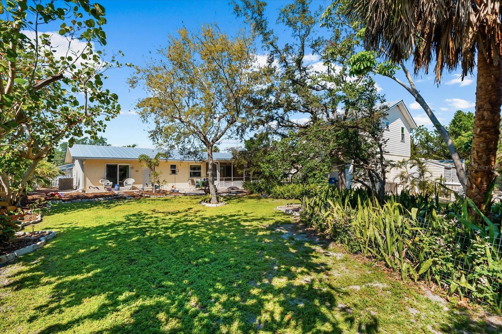 503 PARK DR