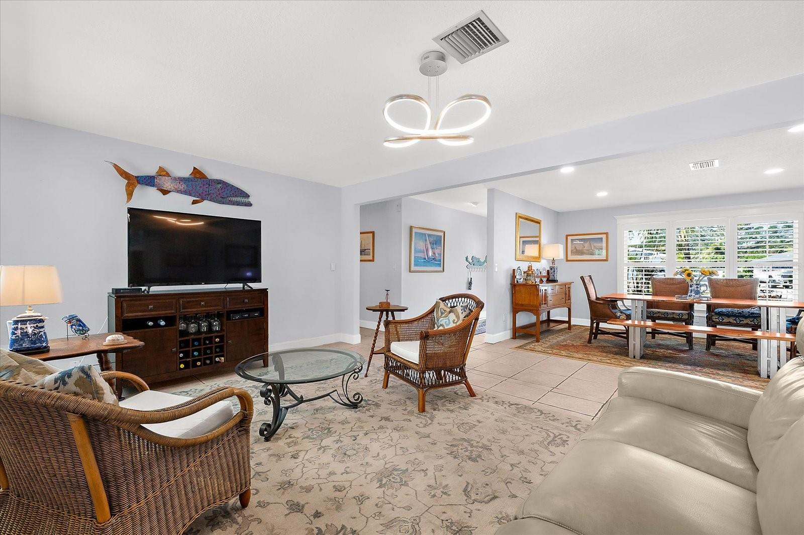 503 PARK DR