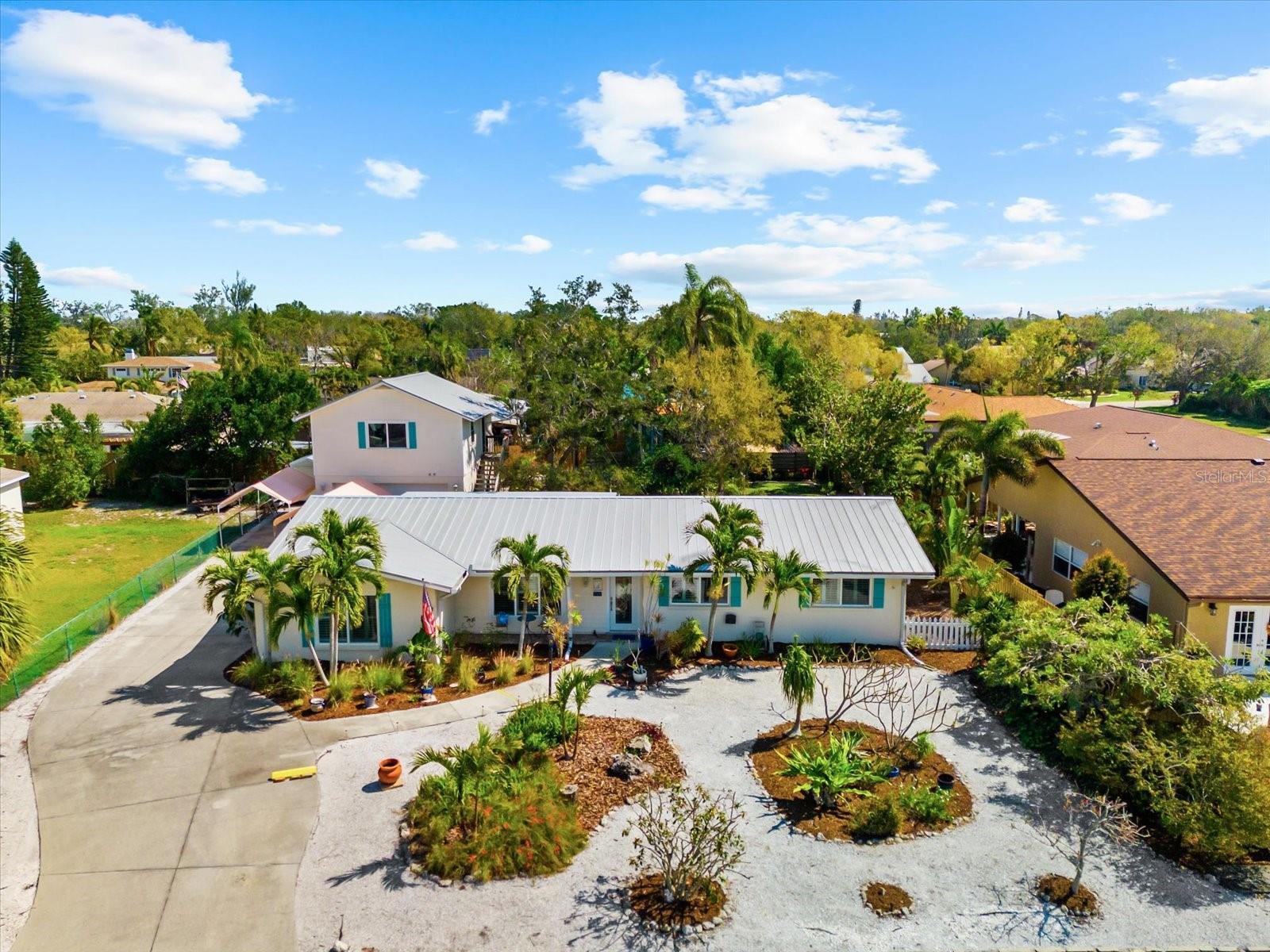 503 PARK DR