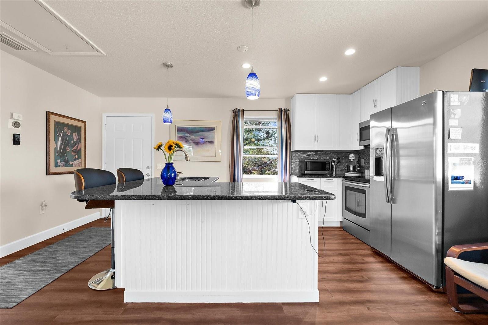 503 PARK DR
