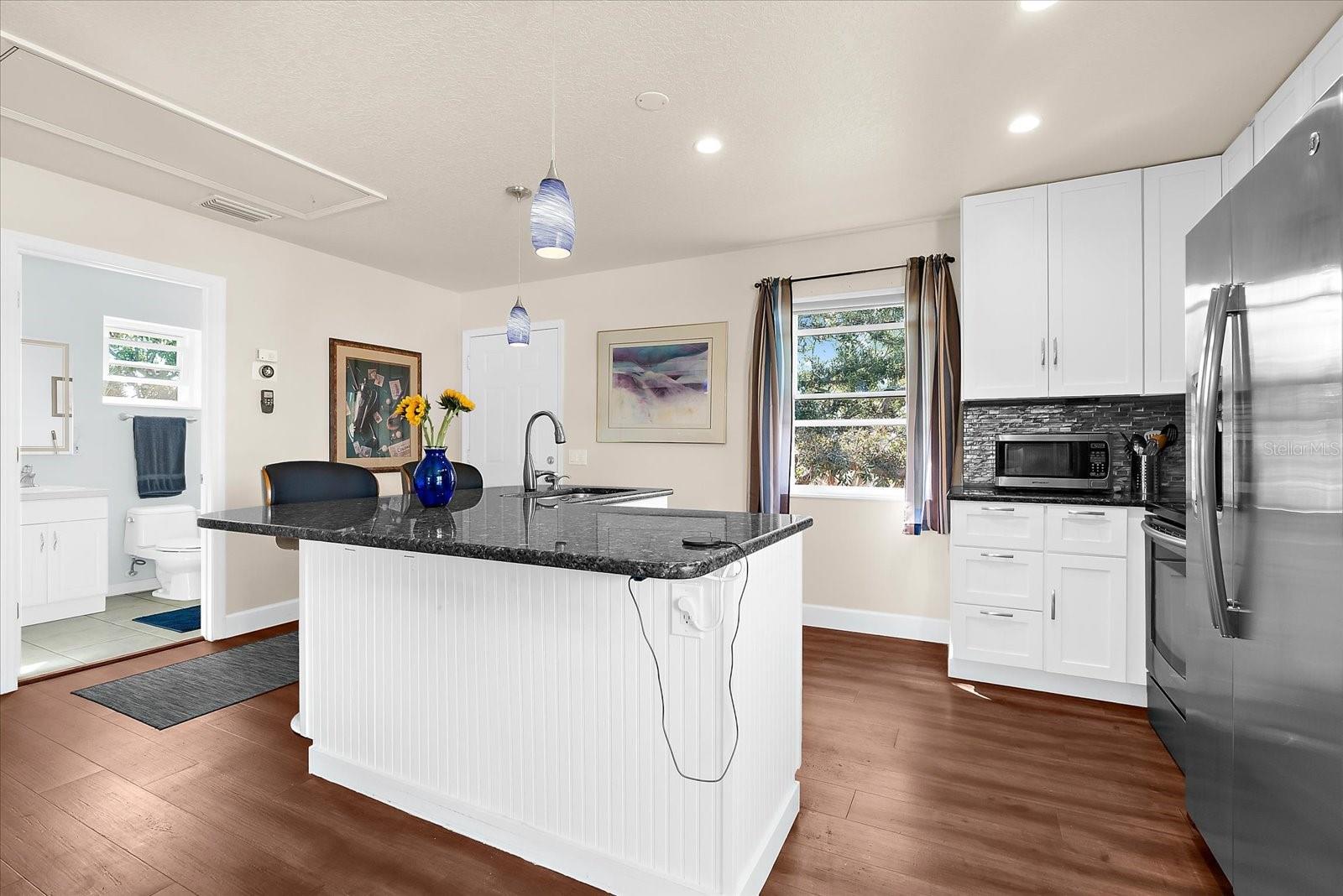 503 PARK DR