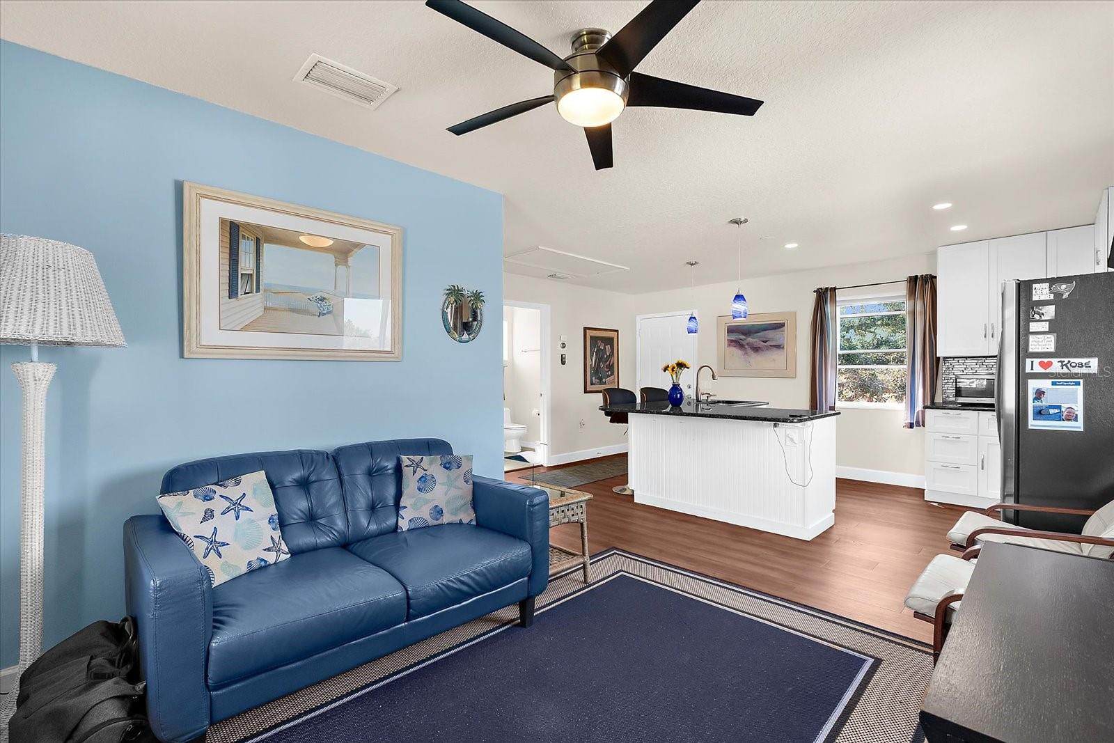 503 PARK DR