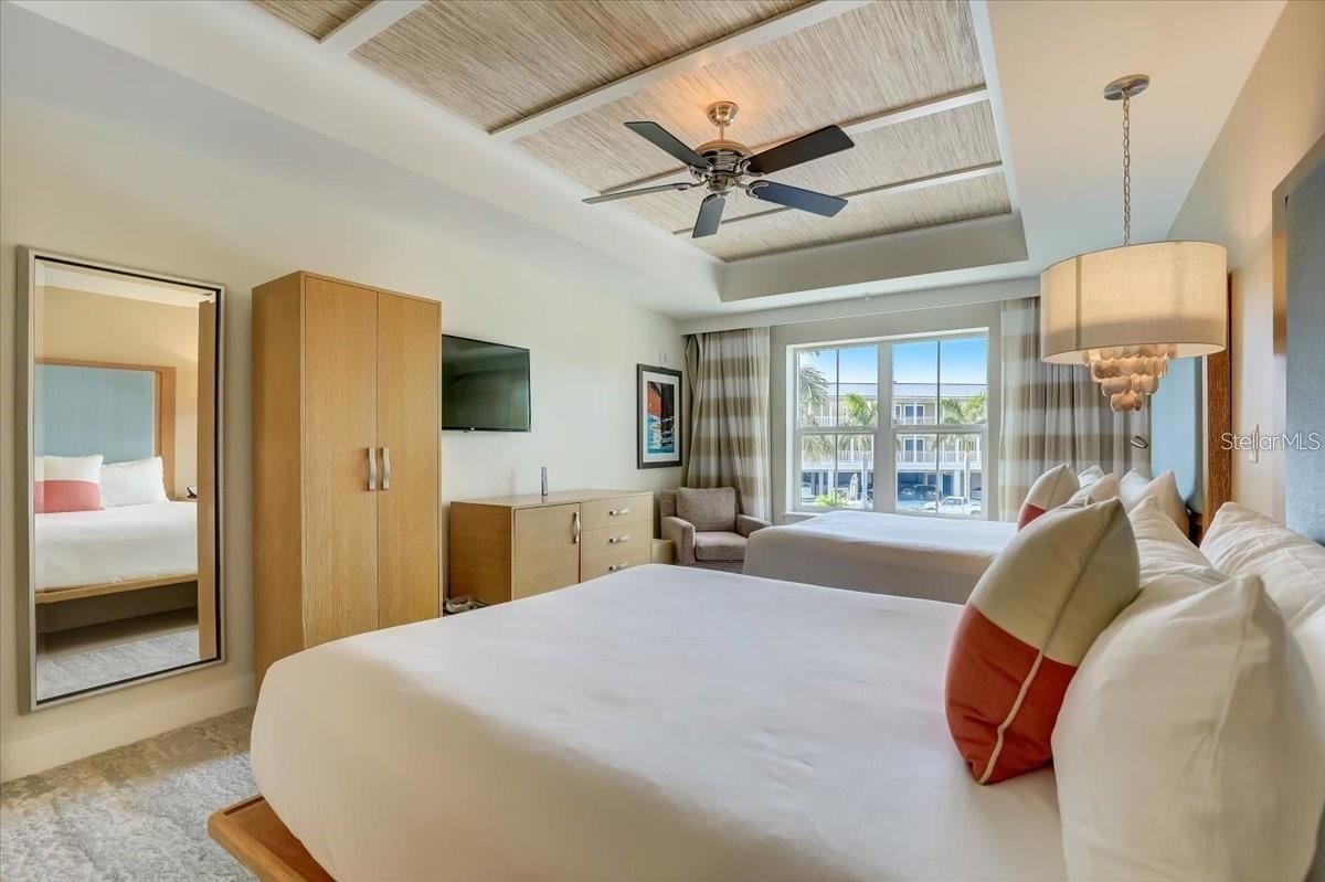 5325 MARINA DRIVE #423