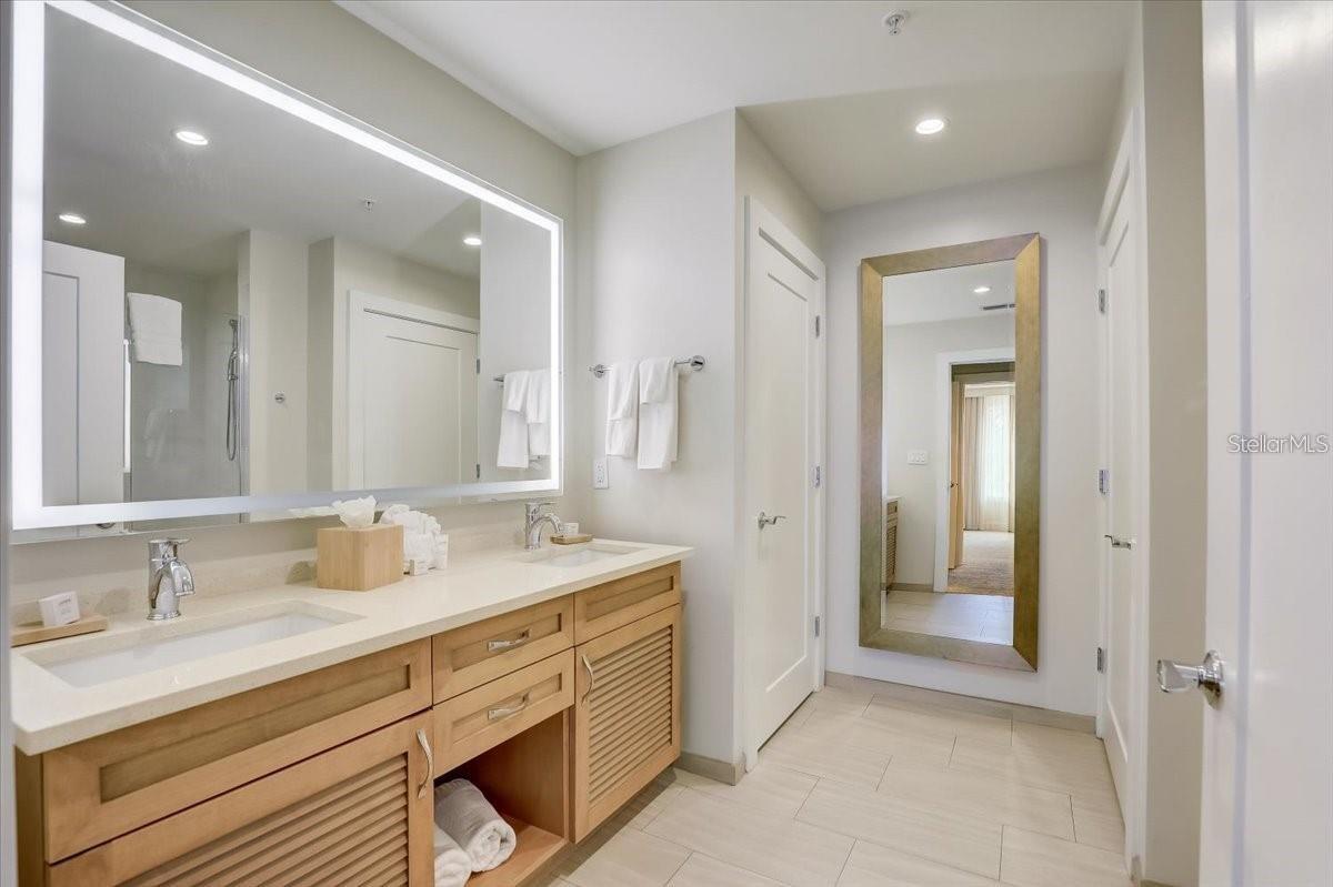 5325 MARINA DRIVE #423