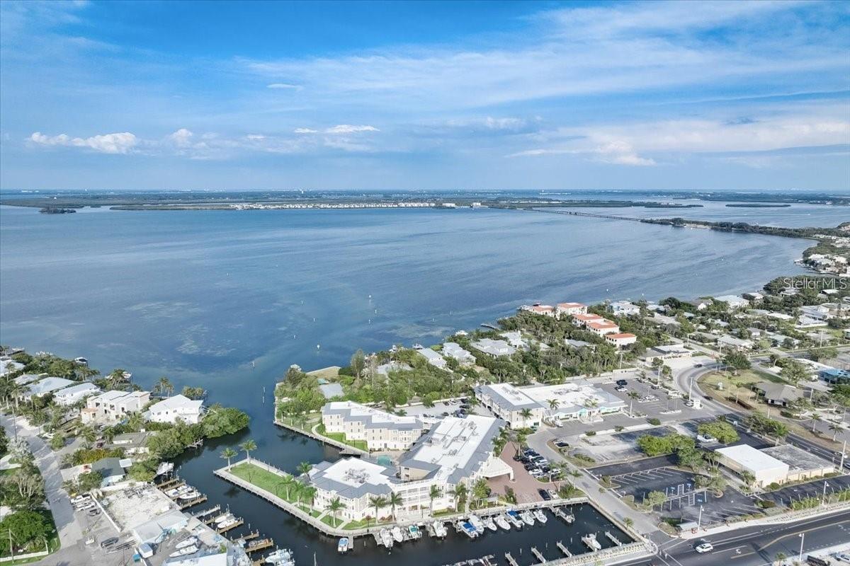 5325 MARINA DRIVE #423