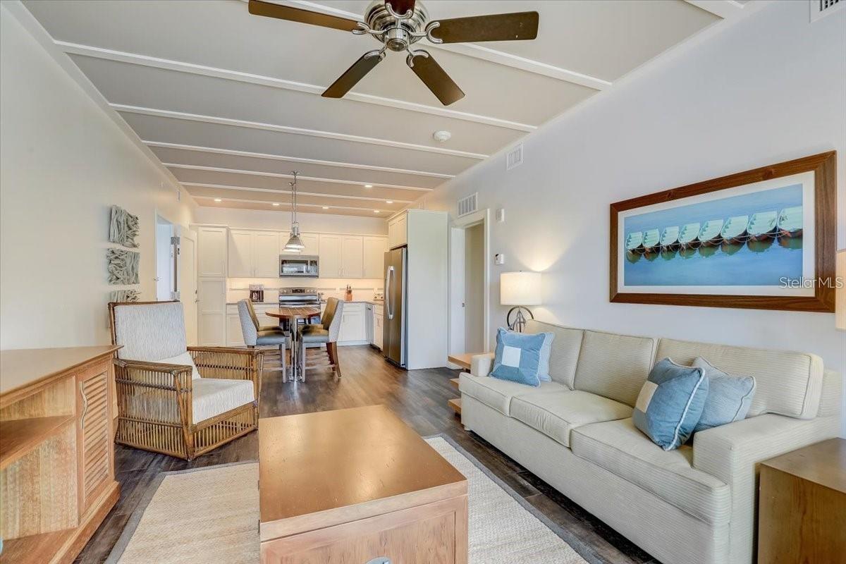 5325 MARINA DRIVE #423