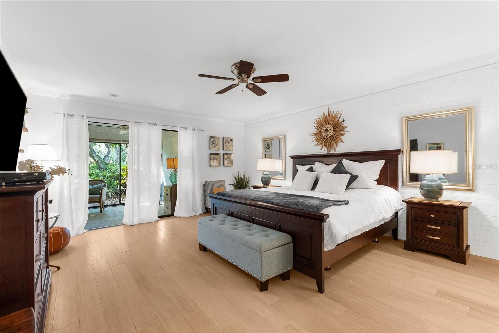 207 PINENEEDLE DR #207