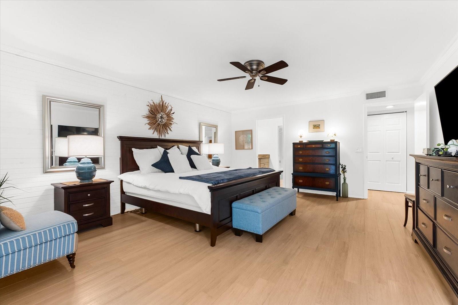 207 PINENEEDLE DR #207