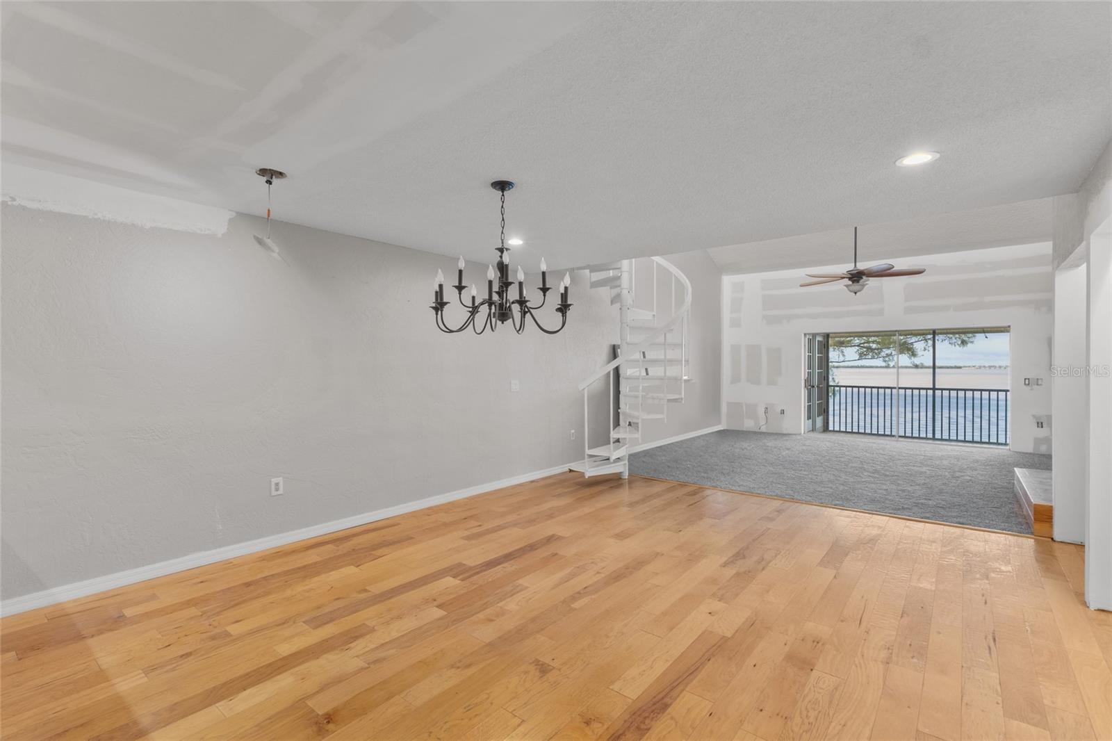 3840 MARINERS WAY #525