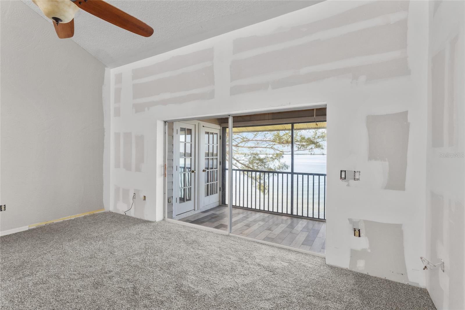 3840 MARINERS WAY #525