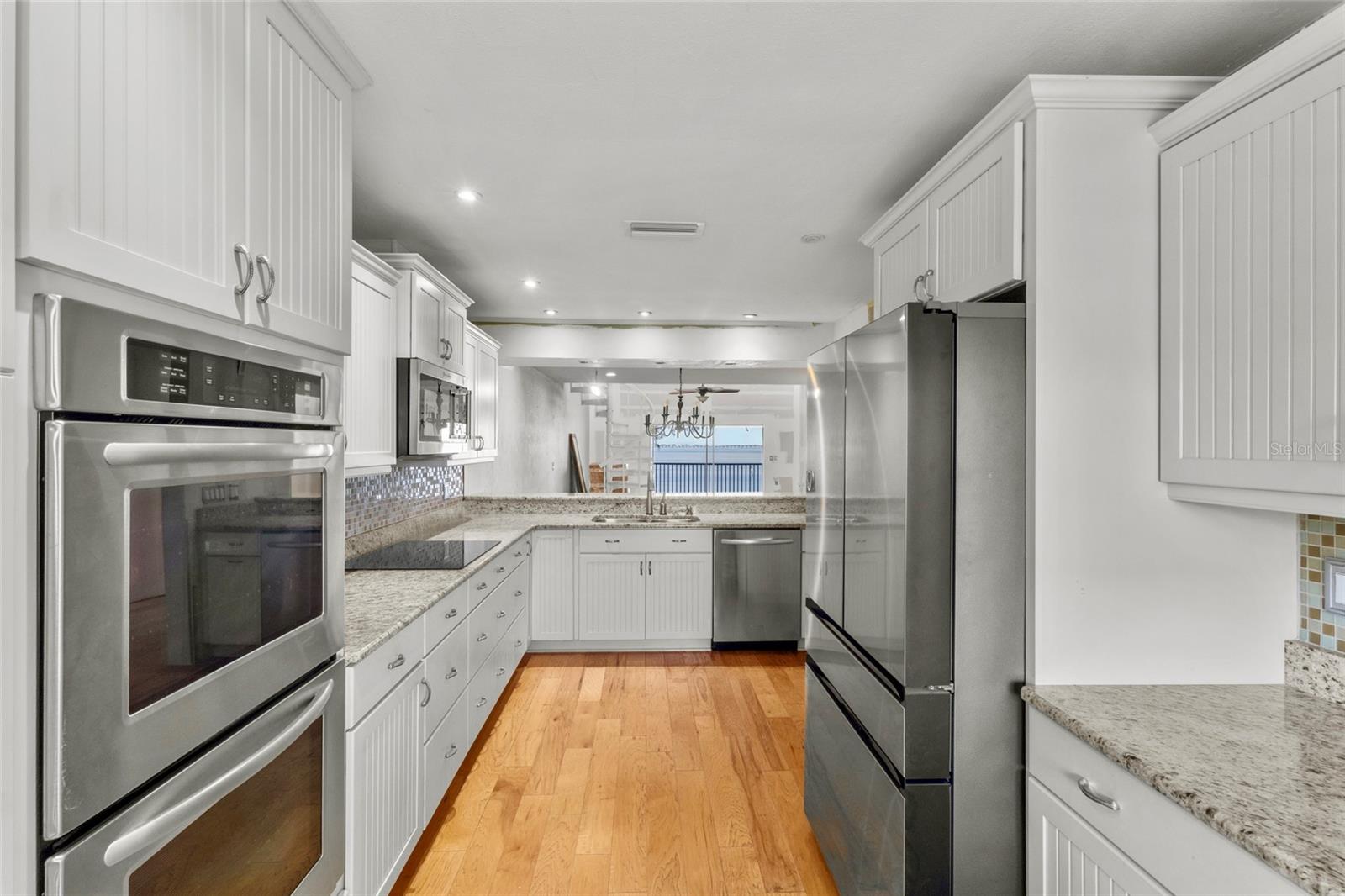 3840 MARINERS WAY #525