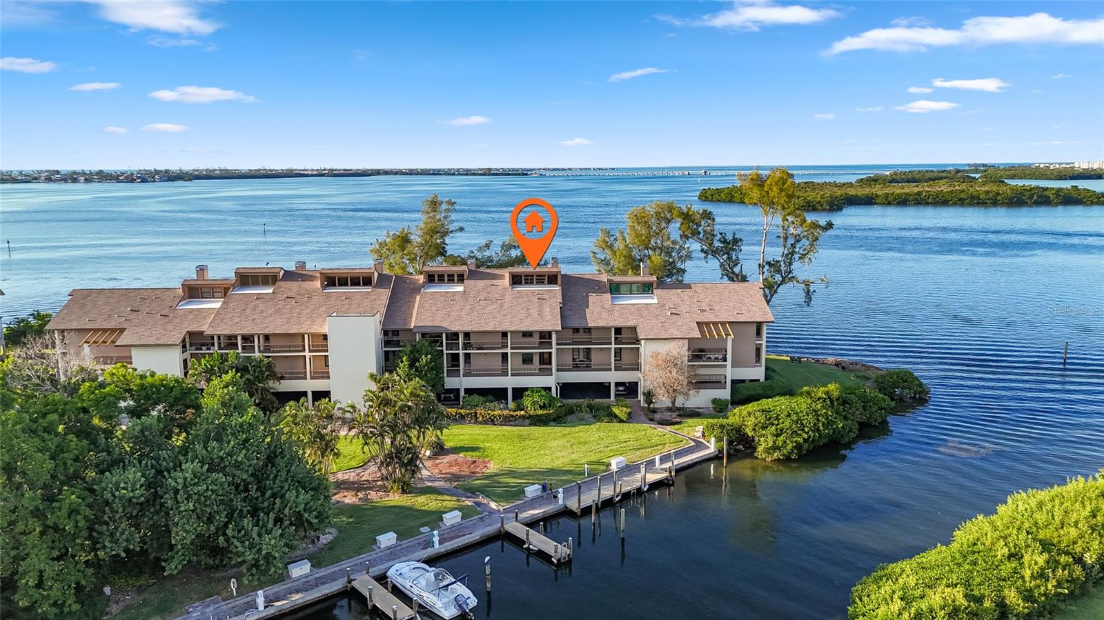 3840 MARINERS WAY #525
