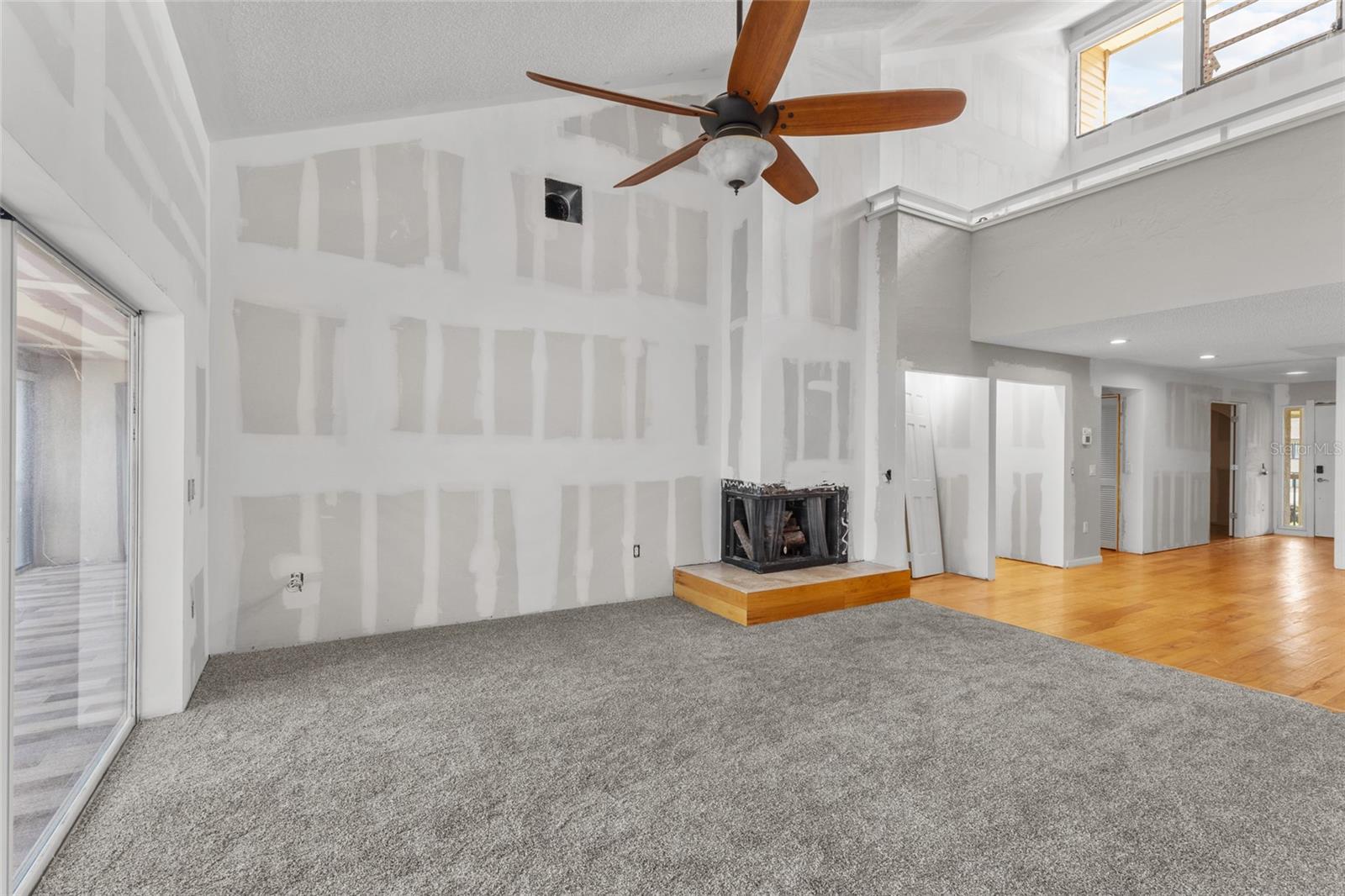 3840 MARINERS WAY #525